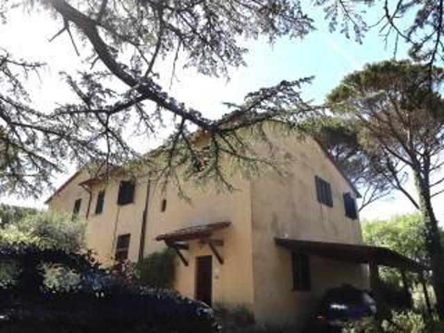Villa Indipendente in vendita a Bucine, Toscana