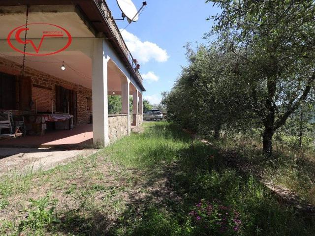 Villa Indipendente in vendita a Bucine, Toscana