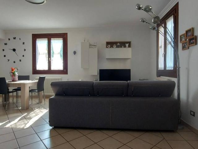 Villa Indipendente in vendita a Unione Terre di Pianura, Minerbio