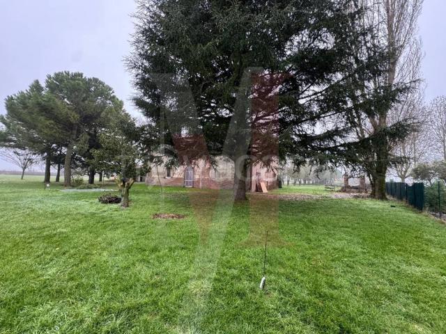 Villa Indipendente in vendita a Budrio, Reggio Emilia