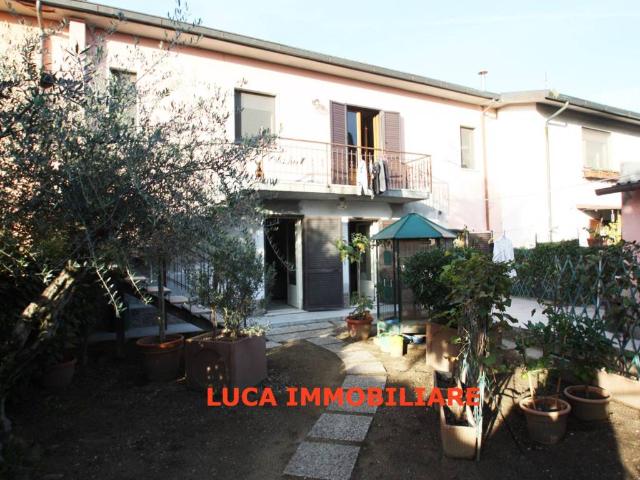 Villa Indipendente in vendita a Buggiano, Pistoia