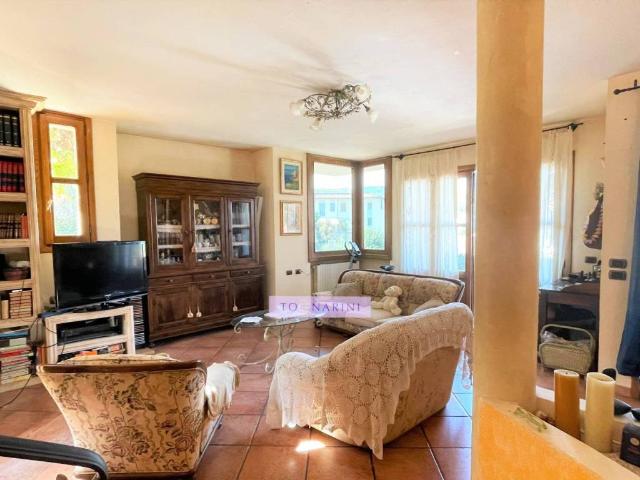Villa Indipendente in vendita a Buggiano, Pistoia
