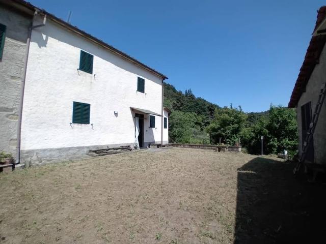 Villa Indipendente in vendita a Pistoia