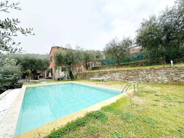 Villa Indipendente in vendita a Buggiano Castello, Buggiano