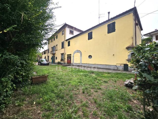 Villa Indipendente in vendita a Pistoia