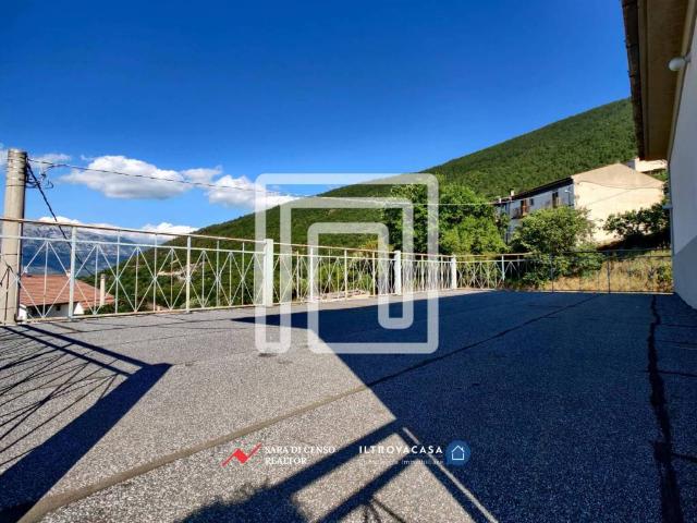Villa Indipendente in vendita a Bugnara, L'Aquila