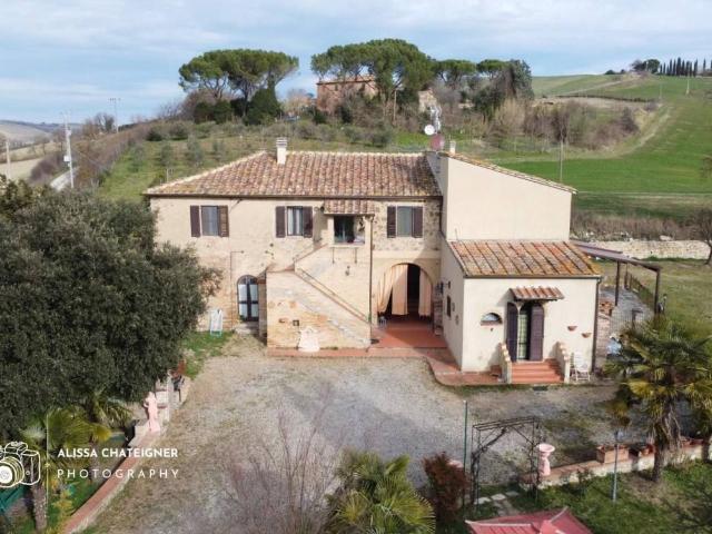 Villa Indipendente in vendita a Buonconvento, Toscana