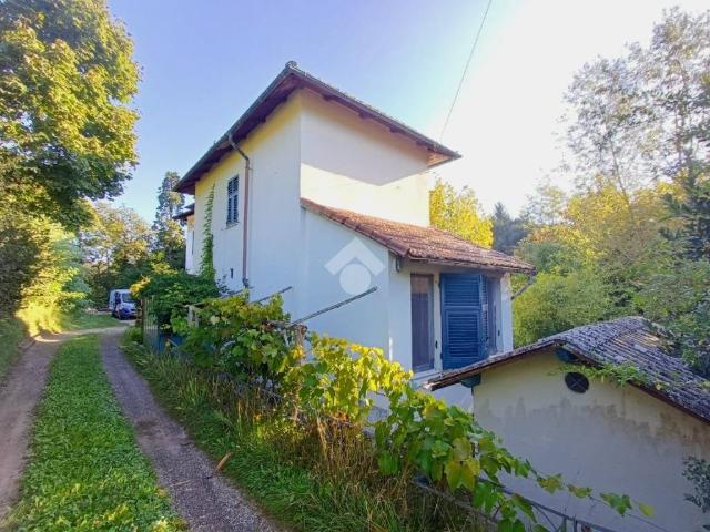 Villa Indipendente in vendita a Mignanego, Busalla