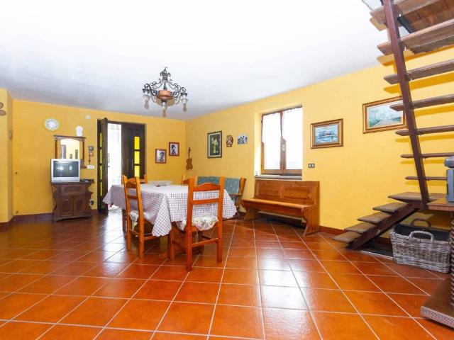 Villa Indipendente in vendita a Piemonte, Cuneo