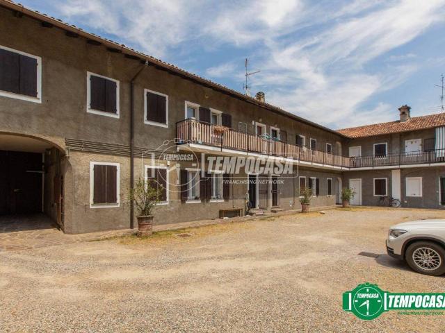 Villa Indipendente in vendita a Buscate, Lombardia