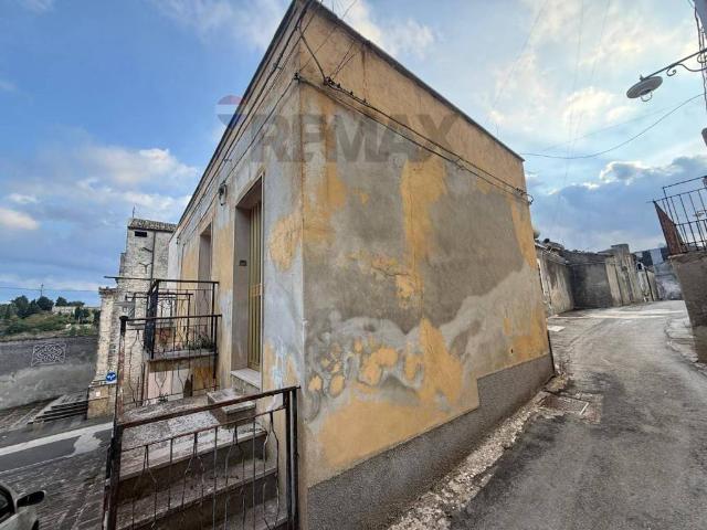 Villa Indipendente in vendita a Buscemi, Siracusa