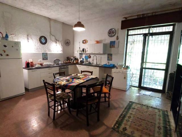 Villa Indipendente in vendita a Buseto Palizzolo, Sicilia