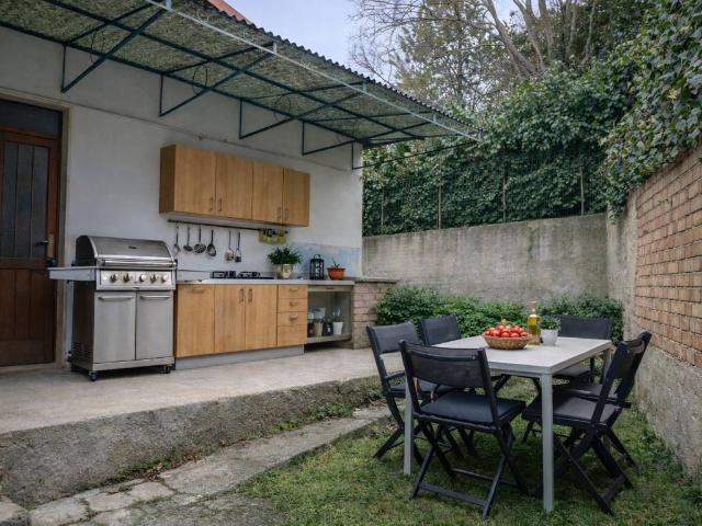 Villa Indipendente in vendita a Bussi Sul Tirino, Abruzzo