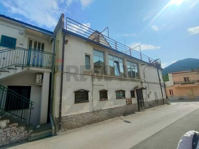 Villa Indipendente in vendita a Bussi Sul Tirino, Abruzzo