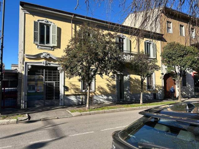 Villa Indipendente in vendita a San Giovanni, Busto Arsizio
