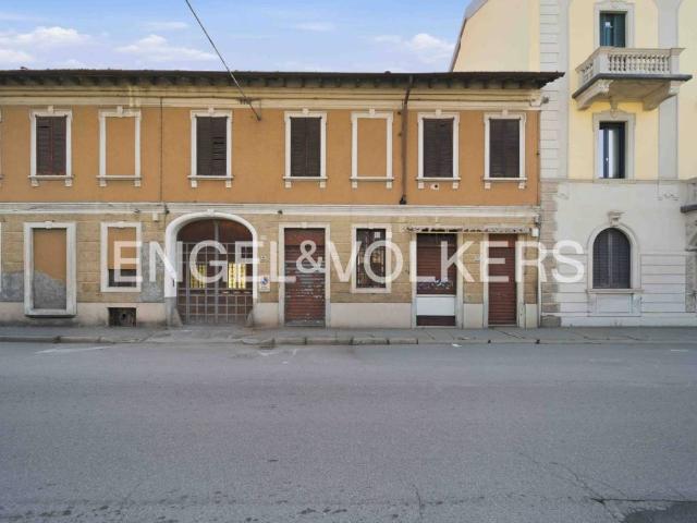 Villa Indipendente in vendita a Busto Arsizio, Lombardia