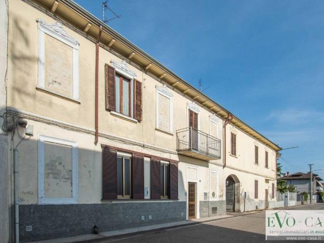 Villa Indipendente in vendita a Busto Arsizio, Lombardia