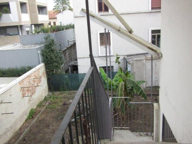 Villa Indipendente in vendita a Busto Arsizio, Lombardia