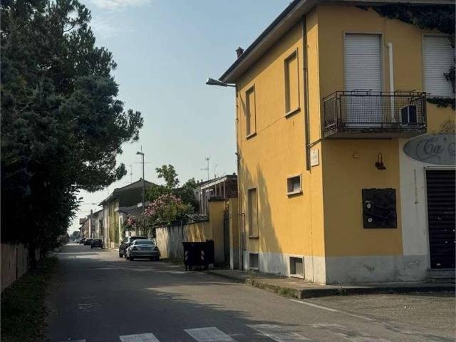Villa Indipendente in vendita a Busto Garolfo, Lombardia