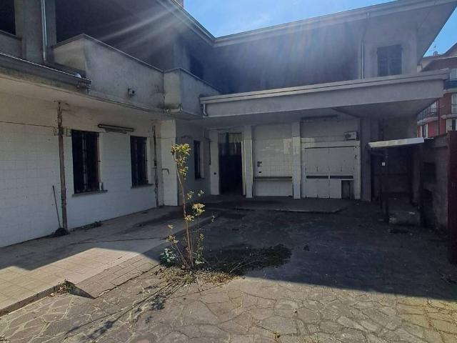 Villa Indipendente in vendita a Busto Garolfo, Lombardia