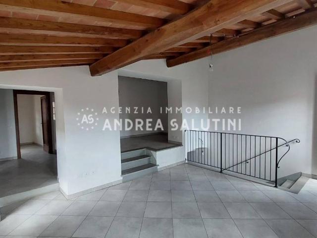 Villa Indipendente in vendita a Buti, Toscana