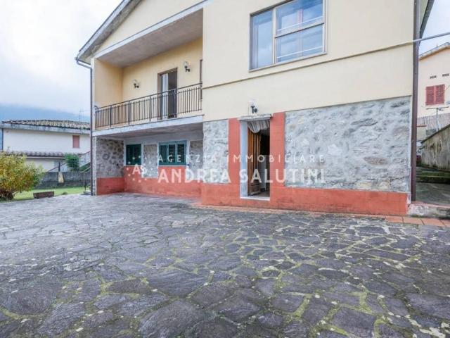 Villa Indipendente in vendita a Buti, Toscana