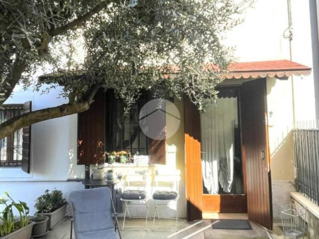 Villa Indipendente in vendita a Buttapietra, Veneto