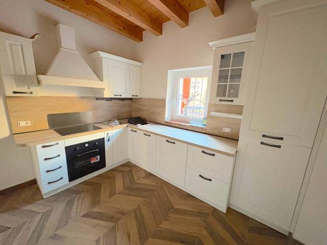 Villa Indipendente in vendita a Buttapietra, Veneto