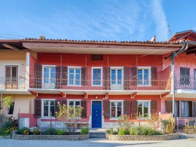 Villa Indipendente in vendita a Cornaglio, Piemonte