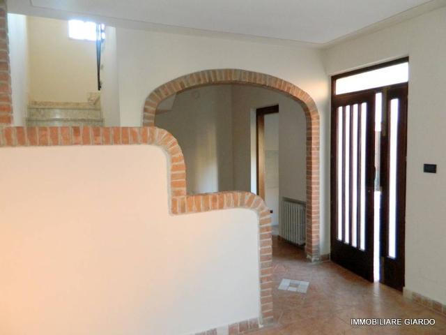 Villa Indipendente in vendita a Piemonte, Asti