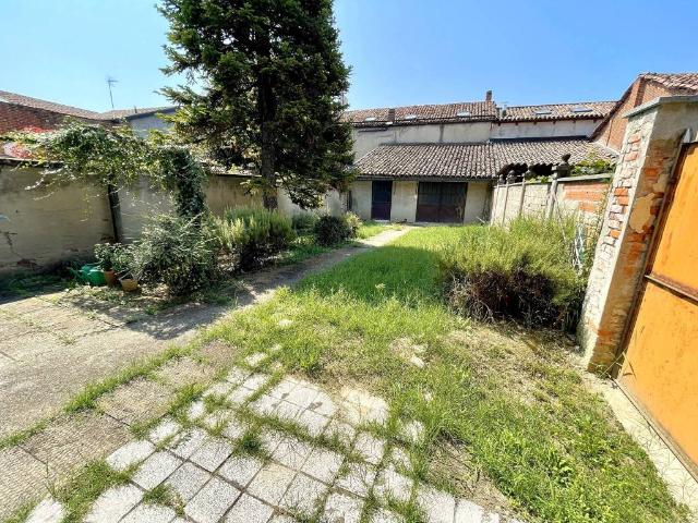 Villa Indipendente in vendita a Piemonte, Asti