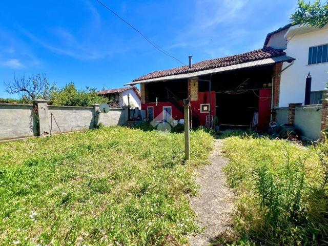 Villa Indipendente in vendita a Piemonte, Asti