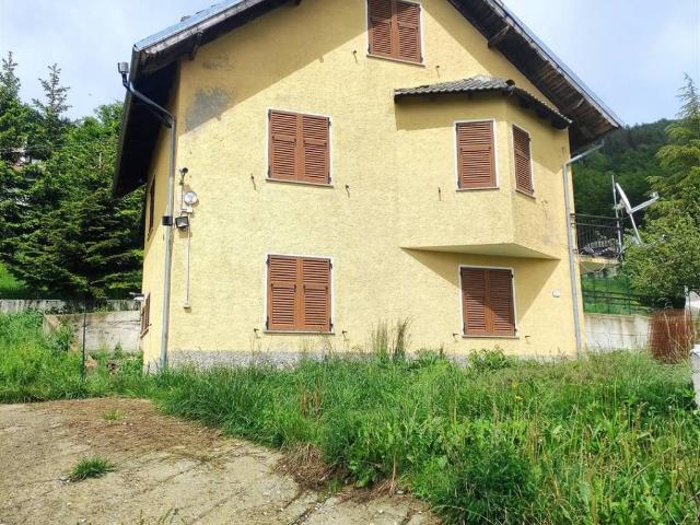 Villa Indipendente in vendita a Piemonte, Alessandria