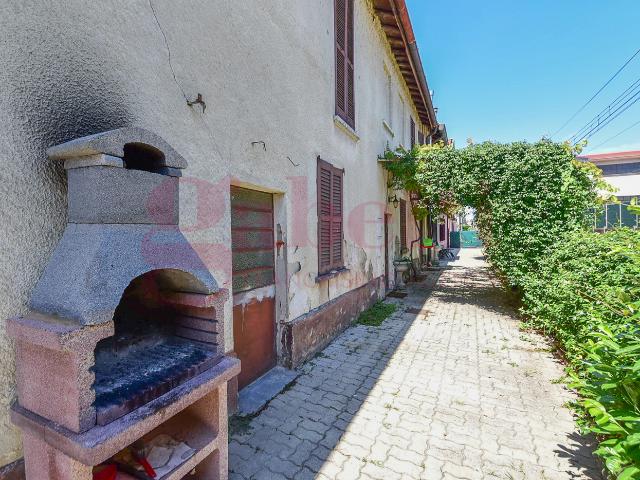 Villa Indipendente in vendita a Cabiate, Lombardia