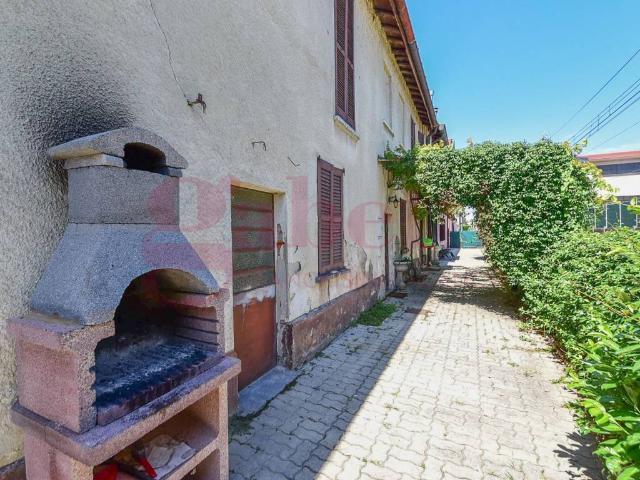 Villa Indipendente in vendita a Cabiate, Lombardia