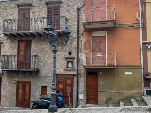 Villa Indipendente in vendita a Caccamo, Sicilia
