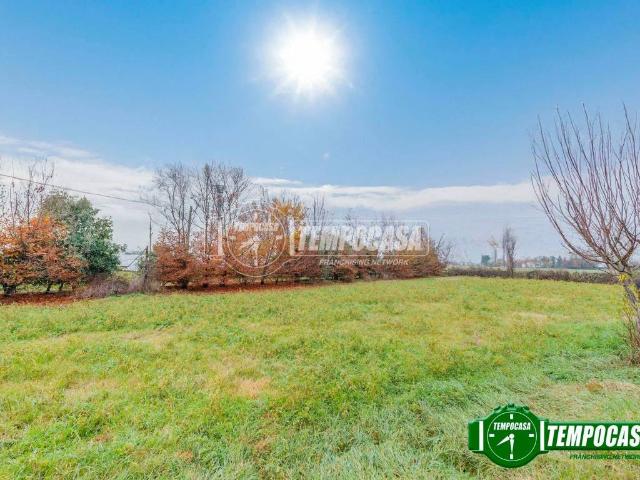 Villa Indipendente in vendita a S. Lucia, Cadeo