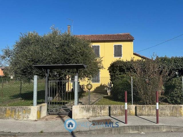 Villa Indipendente in vendita a Castagnara, Padova