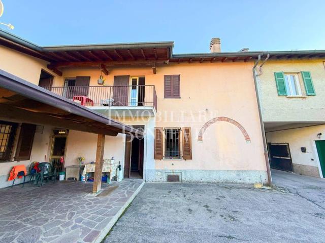 Villa Indipendente in vendita a Bulgorello, Cadorago