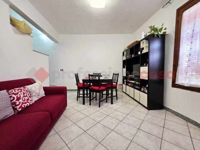 Villa Indipendente in vendita a Cadorago, Lombardia