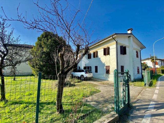 Villa Indipendente in vendita a Fonte, Caerano San Marco