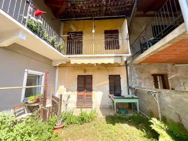 Villa Indipendente in vendita a Unione Montana di Comuni delle Valli di Lanzo, Ceronda e Casternone, Piemonte