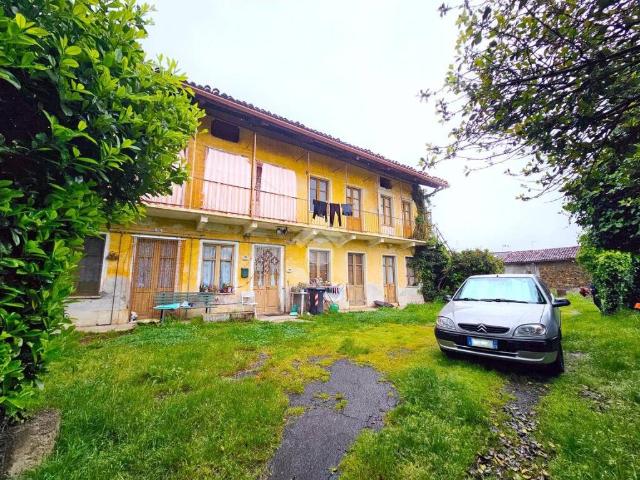 Villa Indipendente in vendita a Unione Montana di Comuni delle Valli di Lanzo, Ceronda e Casternone, Piemonte