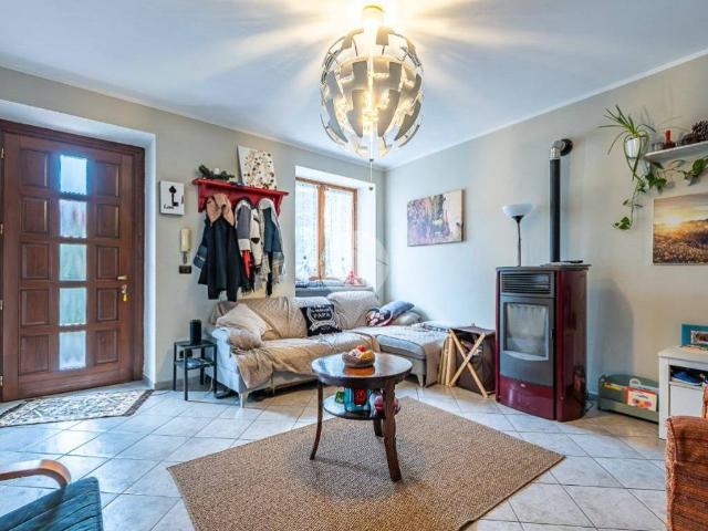 Villa Indipendente in vendita a Unione Montana di Comuni delle Valli di Lanzo, Ceronda e Casternone, Piemonte