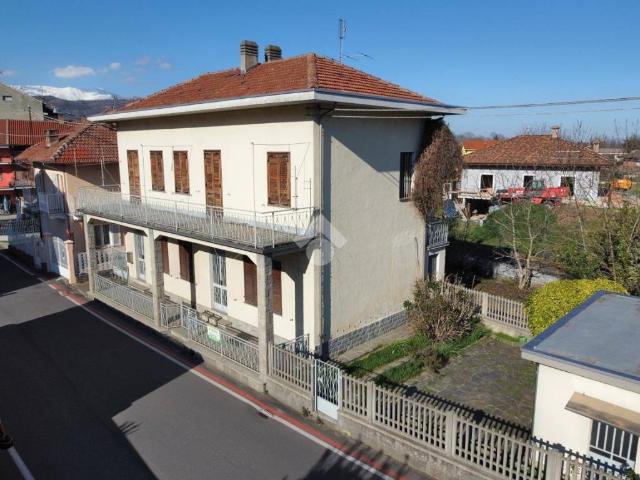 Villa Indipendente in vendita a Unione Montana di Comuni delle Valli di Lanzo, Ceronda e Casternone, Piemonte