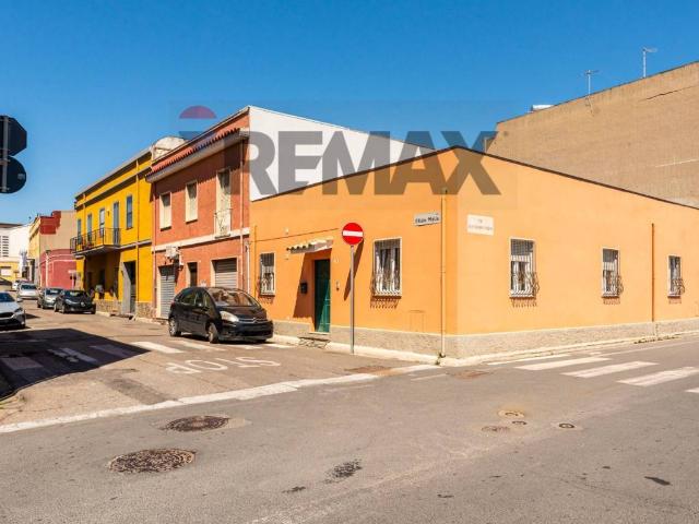 Villa Indipendente in vendita a Monteleone - Santa Rosalia, Cagliari