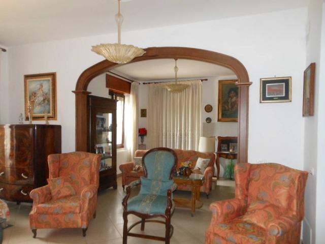 Villa Indipendente in vendita a Caianello, Campania