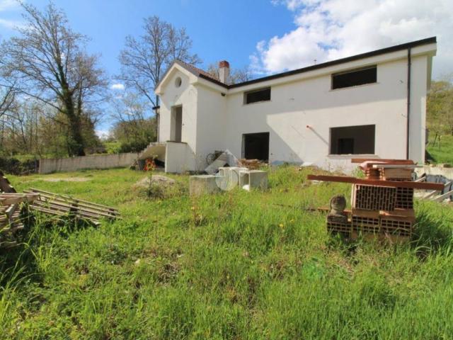 Villa Indipendente in vendita a Caiazzo, Campania