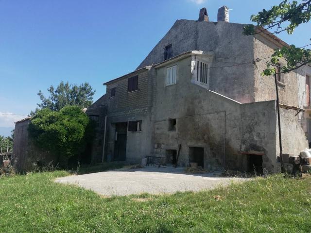 Villa Indipendente in vendita a Caiazzo, Campania
