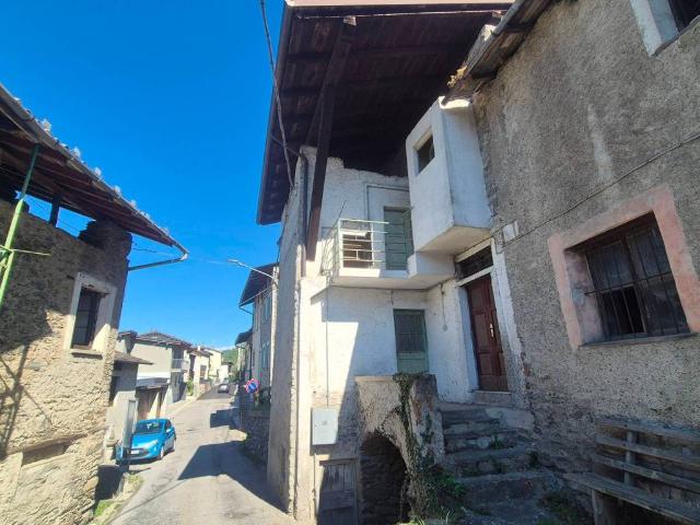 Villa Indipendente in vendita a Caiolo, Lombardia